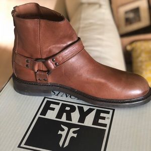 Men’s Frye Boots BRAND NEW